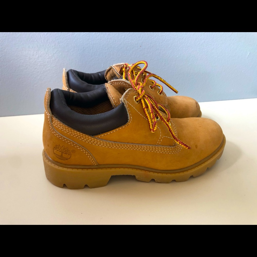 Youth Wheat Nubuck Waterproof Timberland Boots Size 2 Workwear Outdoor